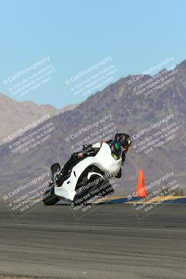 media/Feb-12-2022-SoCal Trackdays (Sat) [[3b21b94a56]]/Turn 9 Set 1 (1130am)/